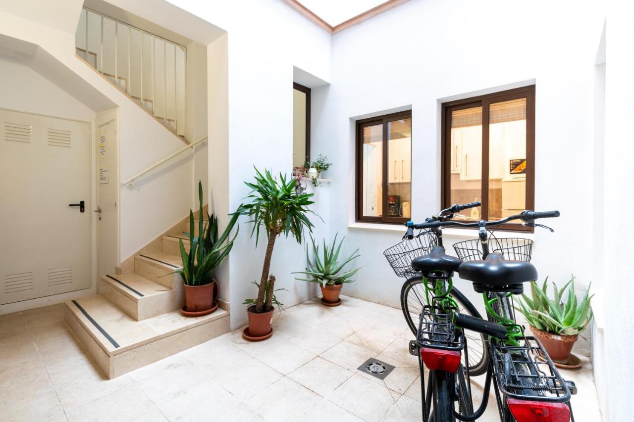 Holi-Rent Gonzalez Cuadrado Apartment Sevilla Exterior foto