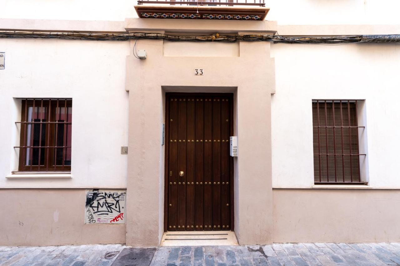 Holi-Rent Gonzalez Cuadrado Apartment Sevilla Exterior foto