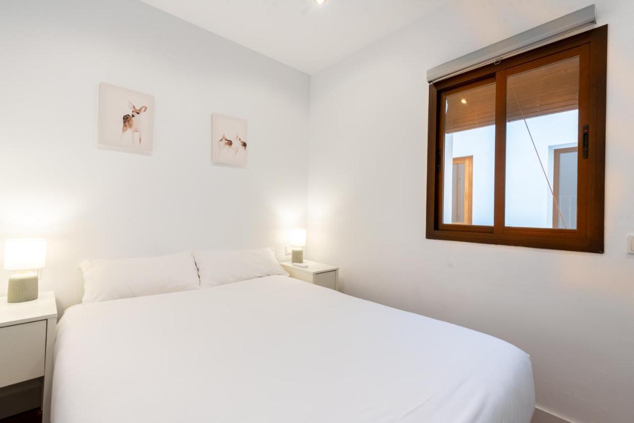 Holi-Rent Gonzalez Cuadrado Apartment Sevilla Exterior foto