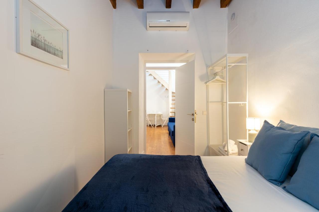 Holi-Rent Gonzalez Cuadrado Apartment Sevilla Exterior foto